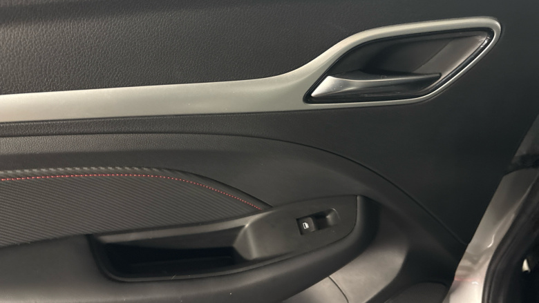 MG ZS 130kW Trophy EV 51kWh 5dr Auto Electric Hatchback